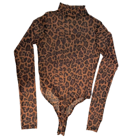 PrettyLittleThing Sheer Mock Neck Jaguar Cheetah‎ Print Bodysuit Size 6 - Picture 1 of 3